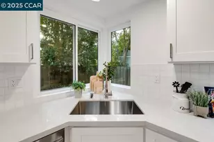 312 Summerfield Dr, Vacaville, CA 95687 - Photo 16