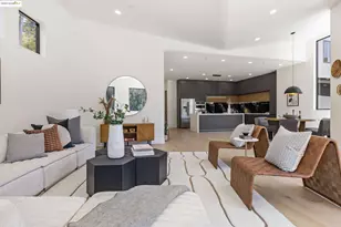 7260 Woodrow Dr, Oakland, CA 94611 - Photo 14