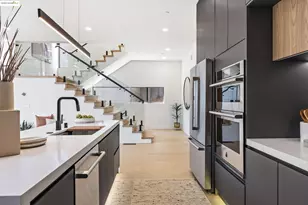 7260 Woodrow Dr, Oakland, CA 94611 - Photo 8