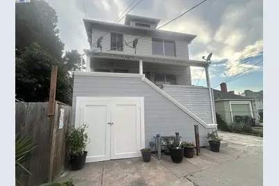 9953 Dante Ave, Oakland, CA 94603 - Photo 4