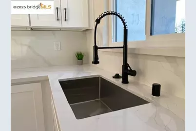 1832 Elkwood Dr, Concord, CA 94519 - Photo 14