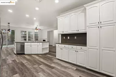 2324 Mendocino Dr, Oakdale, CA 95361 - Photo 10