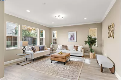 1525 Middle Ln, Hayward, CA 94545 - Photo 14