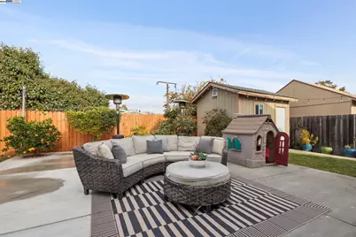 1815 102nd Ave, Oakland, CA 94603 - Photo 52