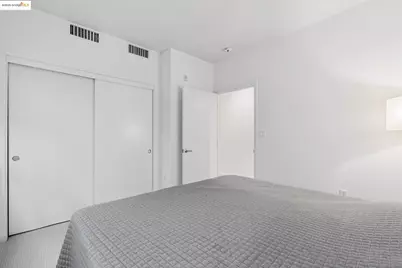 6466 Hollis Street #248, Emeryville, CA 94608 - Photo 18