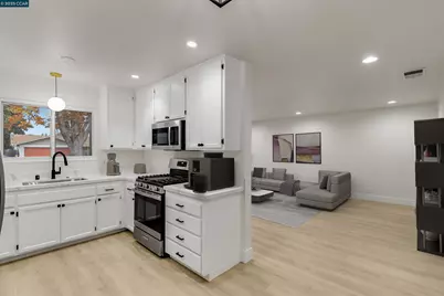 1863 San Clemente St, Fairfield, CA 94533 - Photo 10