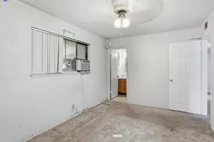 300 Park Victoria Dr, Milpitas, CA 95035 - Photo 20