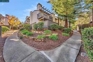 1383 Hull Ln, Martinez, CA 94553 - Photo 2