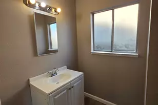 1518 Christina Ave, Stockton, CA 95204 - Photo 28