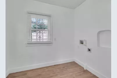 7818 Arthur St, Oakland, CA 94605 - Photo 14