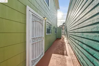 836 20th Street, Oakland, CA 94607 - Photo 46