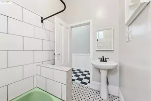 836 20th St, Oakland, CA 94607 - Photo 20