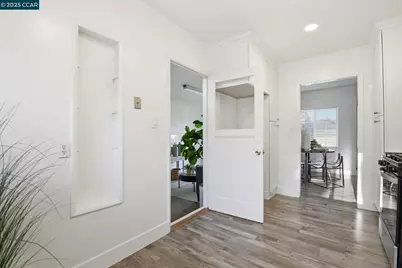 1035 Orange St, Concord, CA 94518 - Photo 16