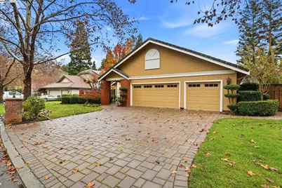 66 Oakridge Ct, Danville, CA 94526 - Photo 4