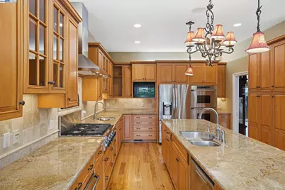 66 Oakridge Ct, Danville, CA 94526 - Photo 16