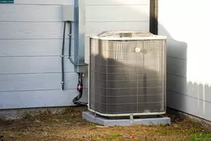 1360 99th Ave, Oakland, CA 94603 - Photo 22