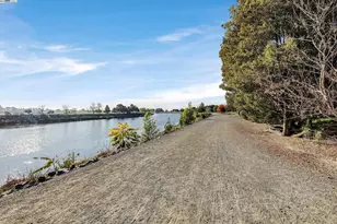 339 I St, Fremont, CA 94536 - Photo 54