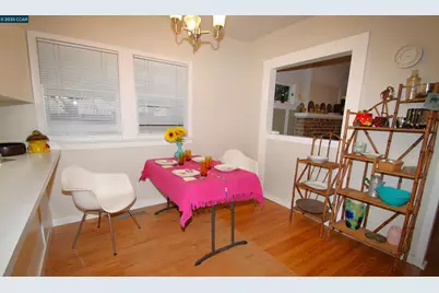 1002 Warren St, Martinez, CA 94553 - Photo 8