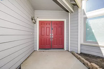 1445 Yorkshire Loop, Tracy, CA 95376 - Photo 10