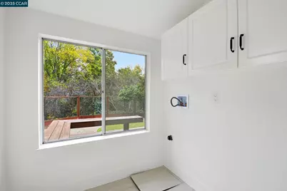 4461 Alhambra Way, Martinez, CA 94553 - Photo 32