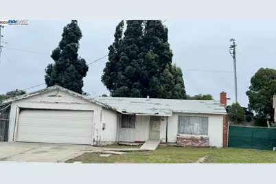 2147 Murphy Dr, San Pablo, CA 94806 - Photo 1