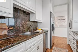 565 Bellevue Ave, Oakland, CA 94610 - Photo 10