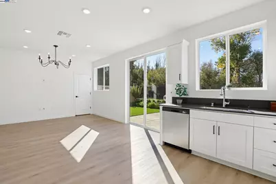 863 Pecan Tree Ln, Galt, CA 95632 - Photo 8