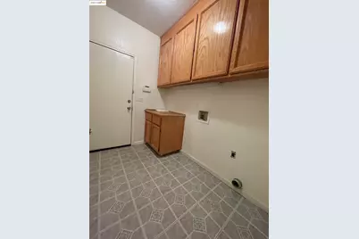 8636 Carlin Ave, Sacramento, CA 95823 - Photo 14