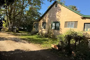 124 Yosemite Meadows Dr, Modesto, CA 95357 - Photo 2