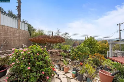 419 Clark Drive, Vallejo, CA 94534 - Photo 32