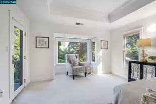 33 Altamount Dr, Orinda, CA 94563 - Photo 26