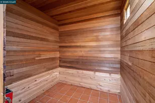 33 Altamount Dr, Orinda, CA 94563 - Photo 46