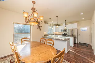 220 Fairway Dr, Weaverville, CA 96093 - Photo 14