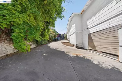229 Lake Ave, Rodeo, CA 94572 - Photo 30