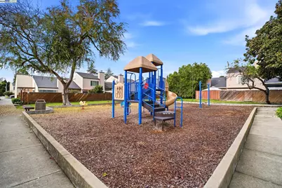 27639 Eucalyptus Court, Hayward, CA 94544 - Photo 46