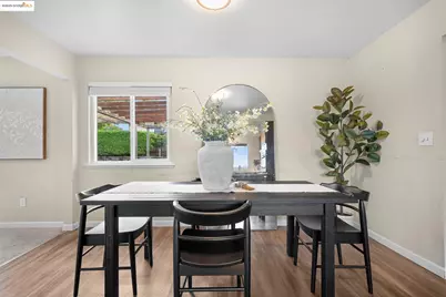 1909 Oakridge Ln, Pittsburg, CA 94565 - Photo 14