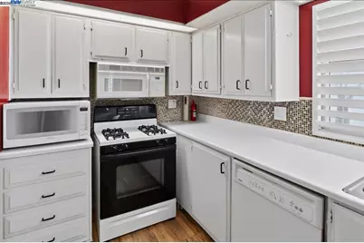 375 Santa Paula, San Leandro, CA 94579 - Photo 20