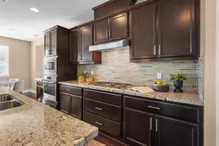 2417 Stalsburg Dr, Tracy, CA 95376 - Photo 6