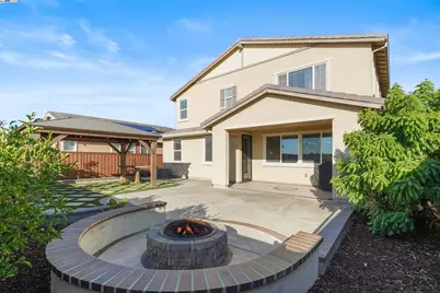 2417 Stalsburg Dr, Tracy, CA 95376 - Photo 46