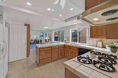 359 Cardona Cir, San Ramon, CA 94583 - Photo 18