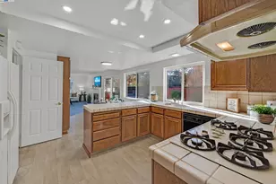 359 Cardona Cir, San Ramon, CA 94583 - Photo 18