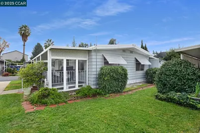 2197 Dalis Drive #124, Concord, CA 94520 - Photo 4