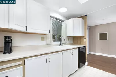 2197 Dalis Drive #124, Concord, CA 94520 - Photo 24