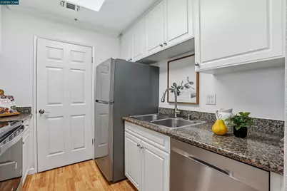 480 Bollinger Canyon Ln #273, San Ramon, CA 94582 - Photo 14