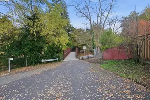 572 Old Farm Rd, Danville, CA 94526 - Photo 52