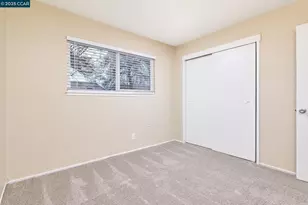 2171 Meadowview Rd, Sacramento, CA 95832 - Photo 12