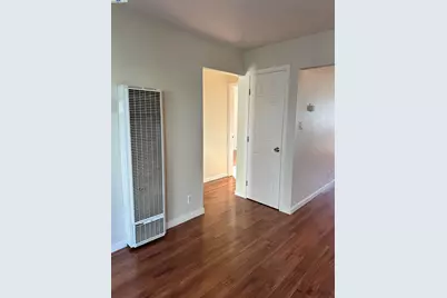 224 Flanders Ct, Hayward, CA 94541 - Photo 8