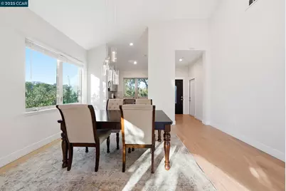 12 Quiet Country Ln, Danville, CA 94526 - Photo 6