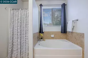 1954 Canyon Oaks Cir, Pittsburg, CA 94565 - Photo 20