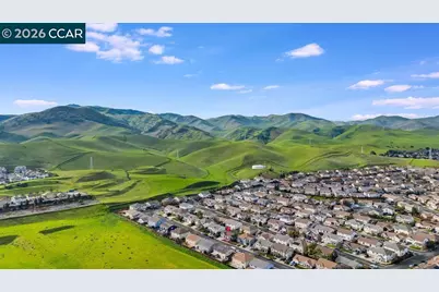 1954 Canyon Oaks Cir, Pittsburg, CA 94565 - Photo 2